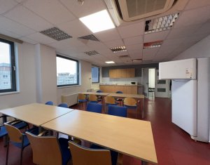 Birouri in Office Building 582mp, calea Dorobantilor - OMV 