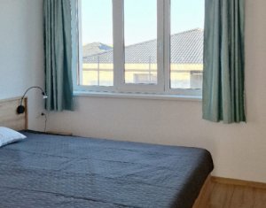 Maison 4 chambres à louer dans Corusu, zone Centru