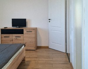 Maison 4 chambres à louer dans Corusu, zone Centru