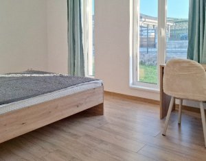 Maison 4 chambres à louer dans Corusu, zone Centru