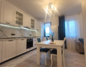 Prima inchiriere - Apartament lux in vila, curte, 2 locuri de parcare 