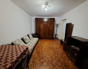 Apartament decomandat, 3 camere, balcon, Manastur