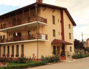 Inchiriere spatiu cu destinatii multiple, finisat si compartimentat