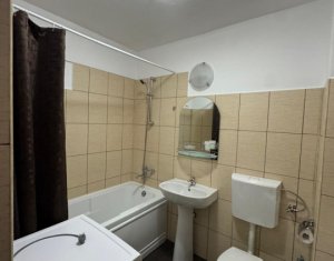 Apartament modern, zona centrala, etaj intermediar, lift