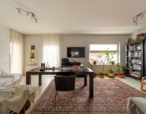 Apartament cu 3 camere 96mp garaj boxa Constantin Nottara