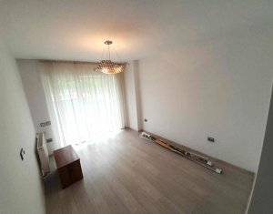 Spatiu pentru birou 55mp, parter, Sopor langa baza sportiva