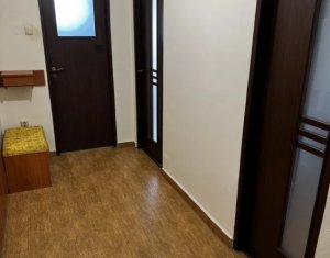 Inchiriere  apartament 3 camere Plopilor, zona Cluj Arena