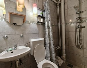 Apartament cu 3 camere, strada Busteni, Gheorgheni