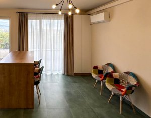 Apartament de 3 camere, complex Dunării Park, terasă de 30 mp cu panoramă